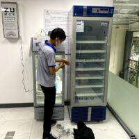 Tủ bảo quản vắc xin, thuốc, dược phẩm 390 lít HYC 390.jpg