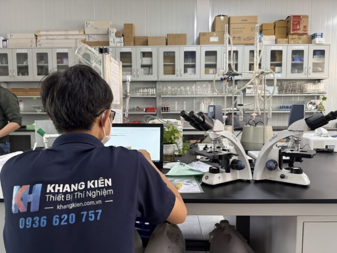 Kính hiển vi chất lượng euromex